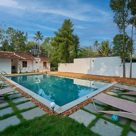 Ananda Marari Villa Alappuzha Exterior photo