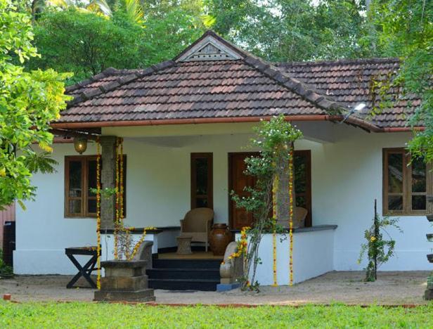 Ananda Marari Villa Alappuzha Exterior photo